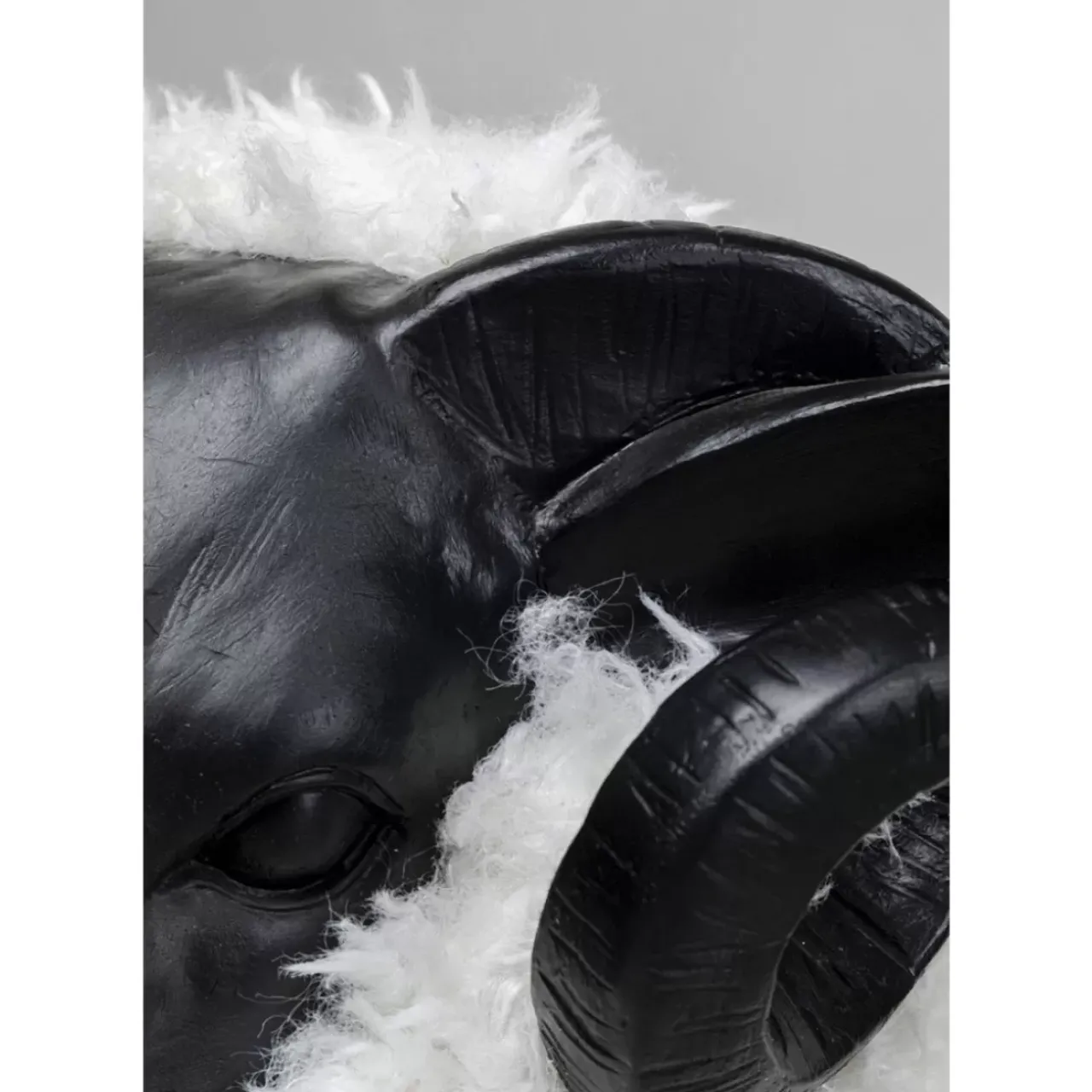 KARE Design Deko & Geschenkartikel-Deko Figur Bathilde Ram Weis 78Cm