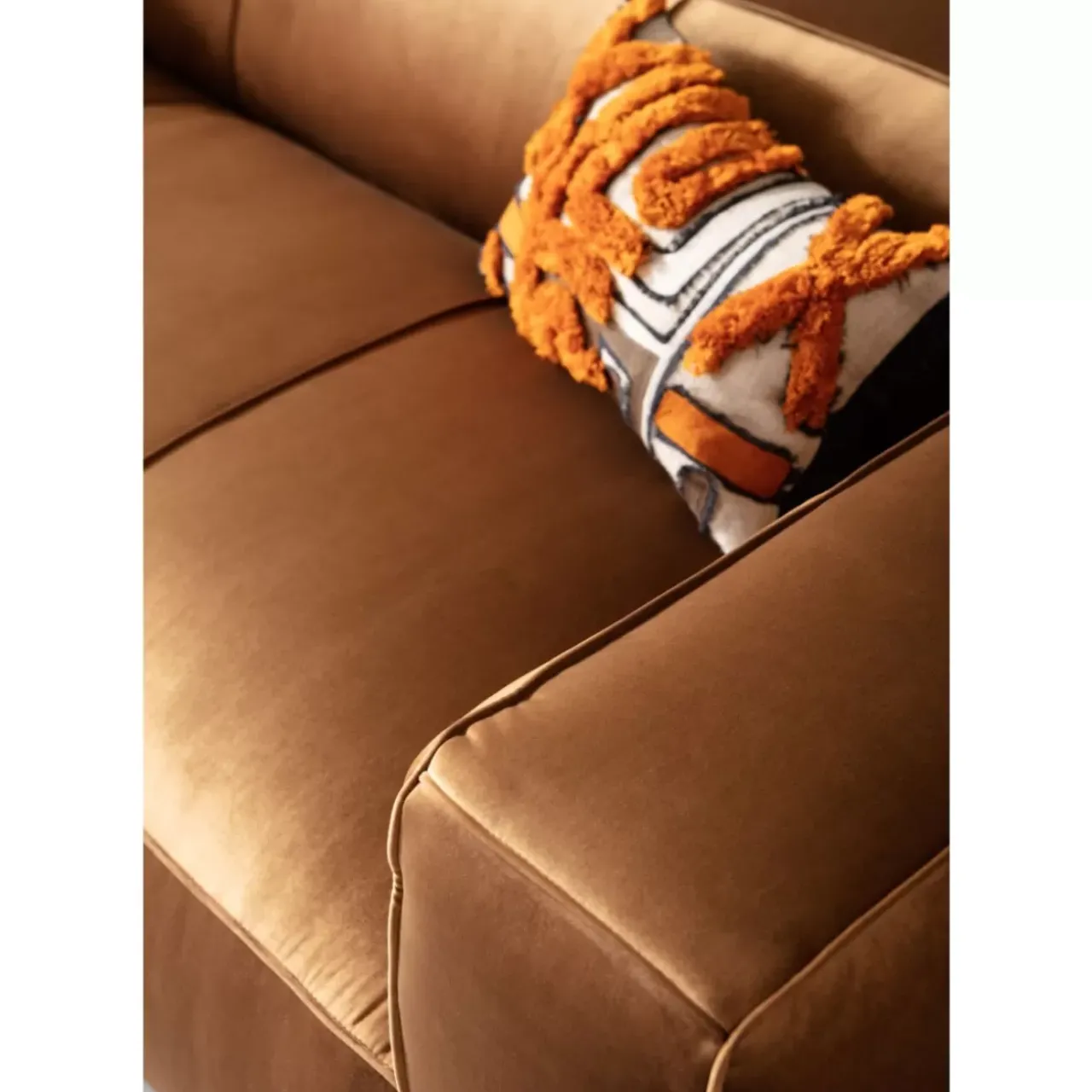 KARE Design Sofas & Couches-Sofa Cubetto 3-Sitzer Velvet Braun